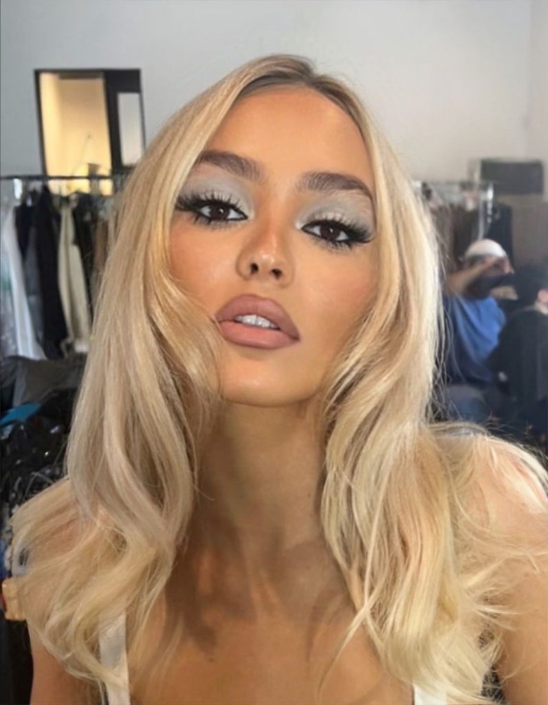 Как продлить стойкость теней для век: 7 приёмов, которые работают